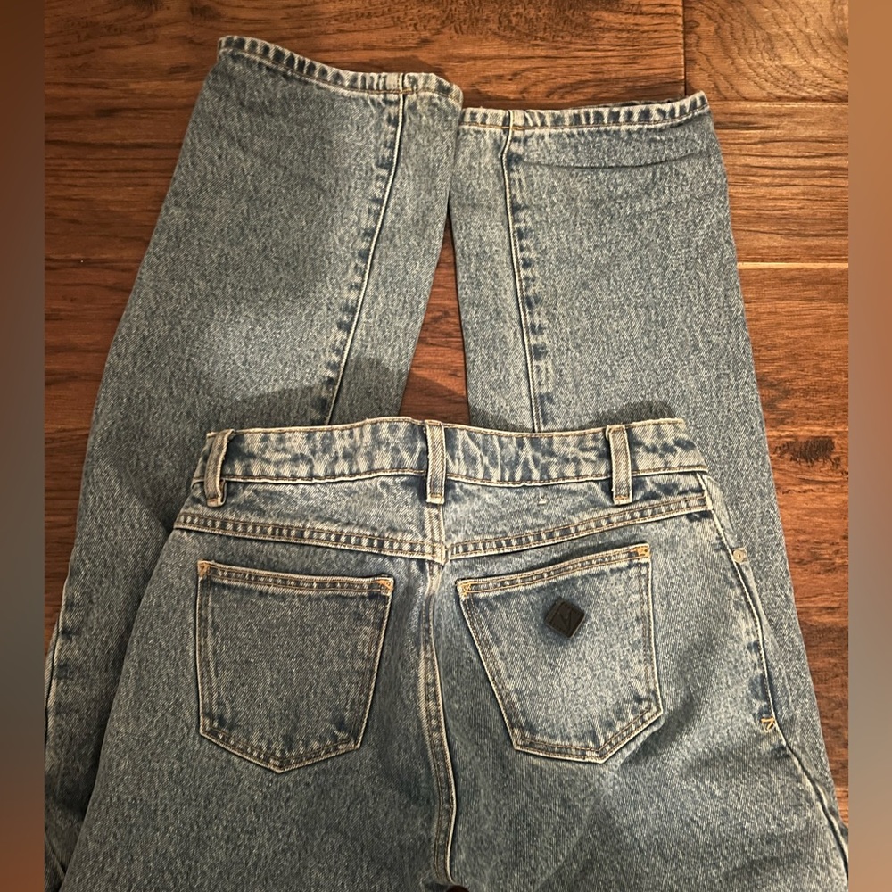 “A Brand” Jeans size 24 Low Rise Straight leg!